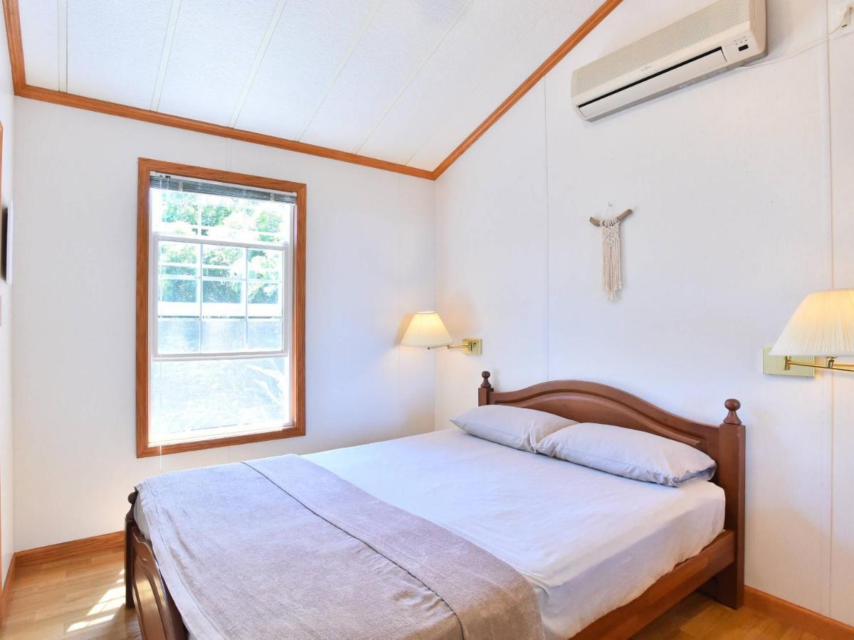 Panorama Ocean View Cottage Motobu Exterior foto
