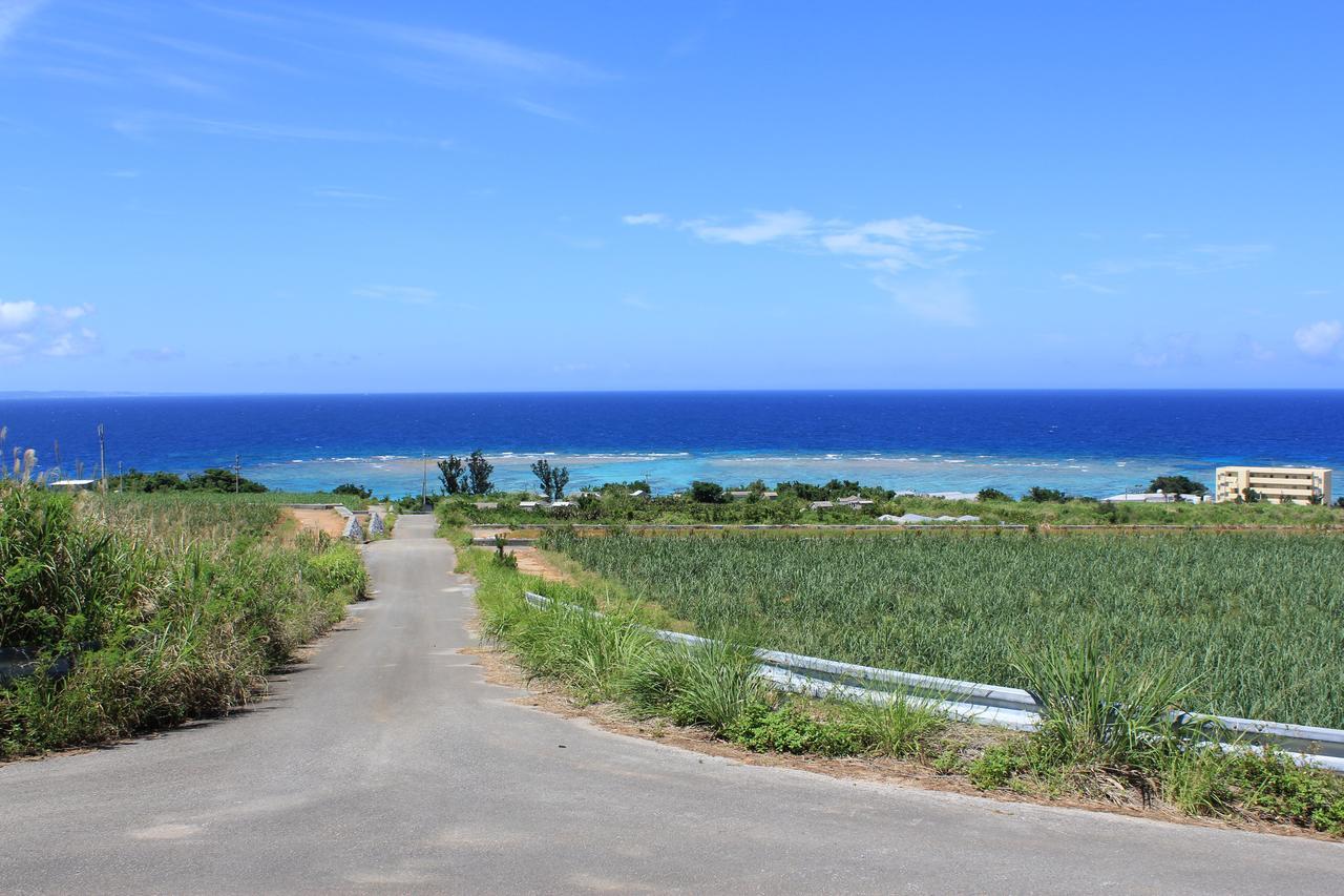 Panorama Ocean View Cottage Motobu Exterior foto